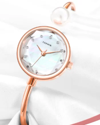 Stylish Rose Gold Watch – Timeless Elegance for Women